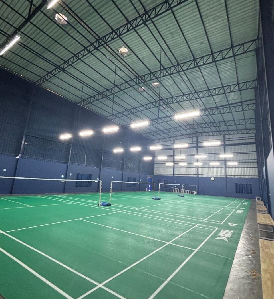 Vinny's Sports Arena 1